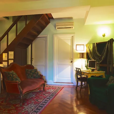 Arco Dei Tolomei B&B 4*