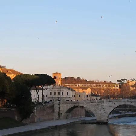 Arco Dei Tolomei Panzió Róma