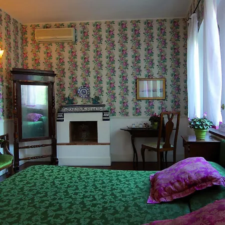 Arco Dei Tolomei Bed & Breakfast