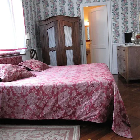 Arco Dei Tolomei B&B